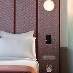 Lyf Gambetta Apartahotel