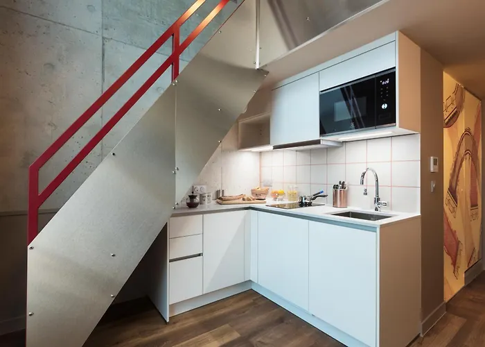 Lyf Gambetta Aparthotel Paris