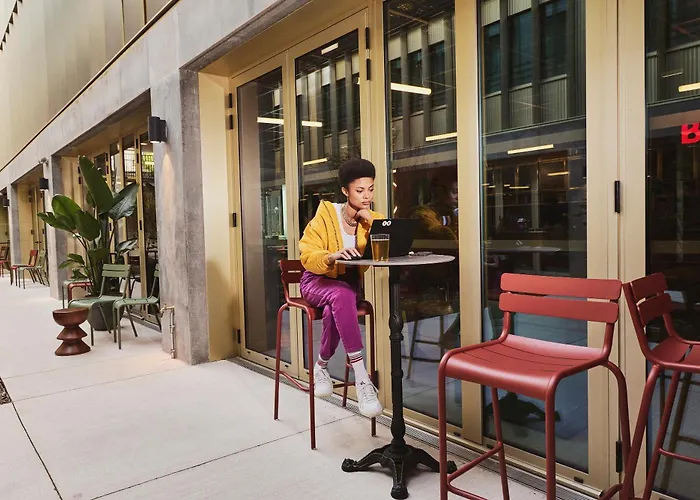 Lyf Gambetta Aparthotel 4*